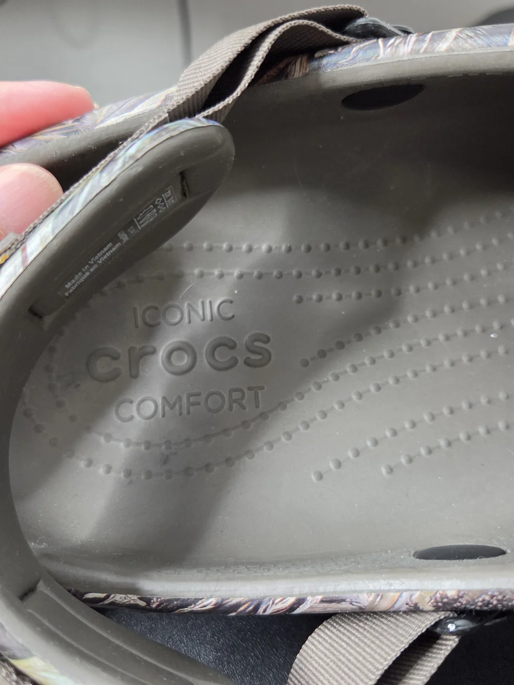 Crocs 13 Classic All-Terrain Real Tree Max-5 Camo Clogs
